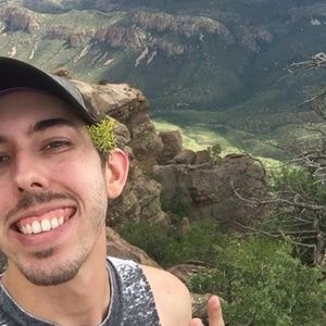 Meet your Posher, Christian